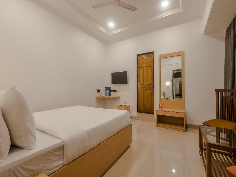 Oyo Flagship 572 Santacruz West Hotell Mumbai Exteriör bild